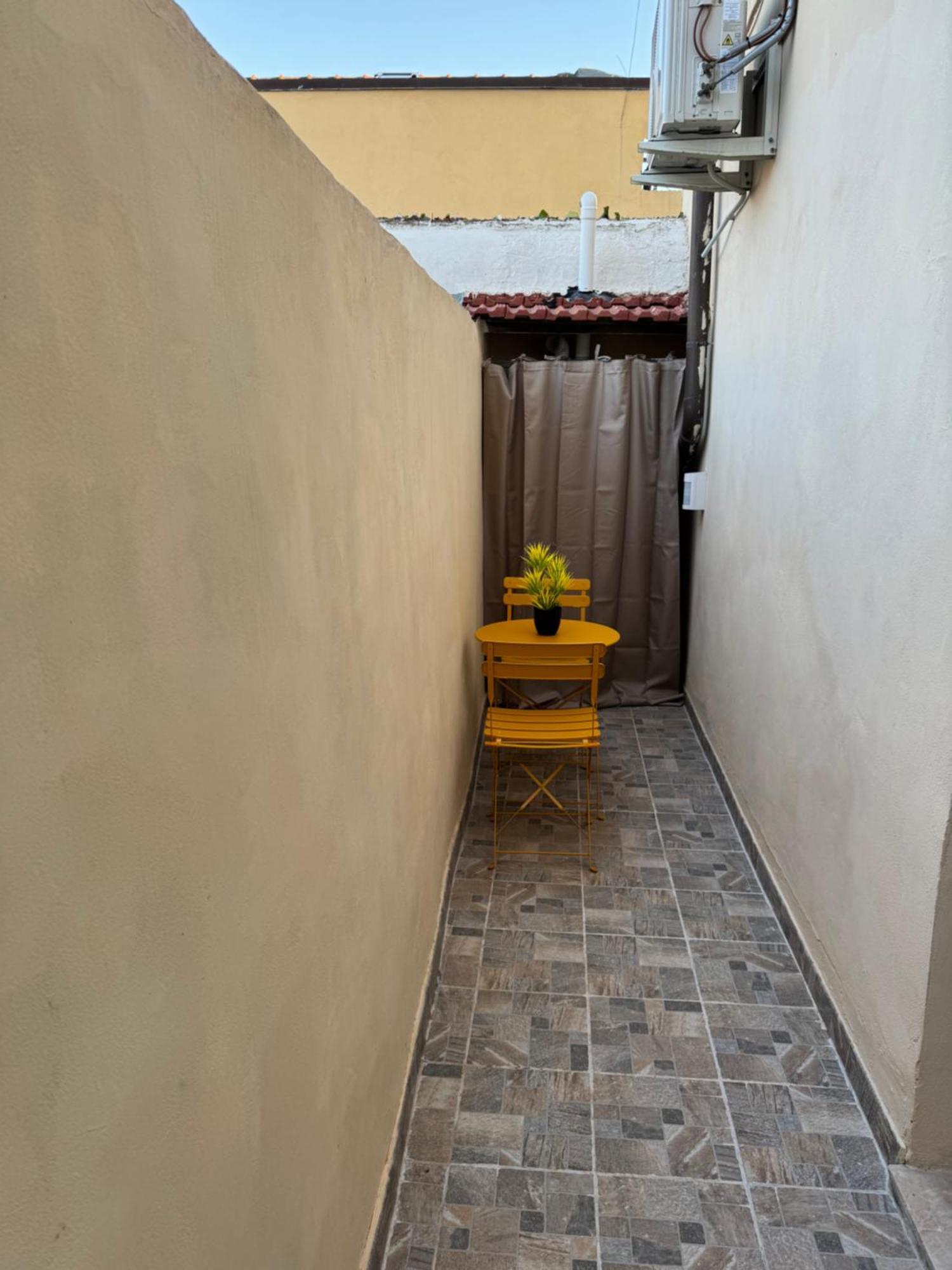 Onda Di Porta A Mare Apartment Livorno Exterior photo